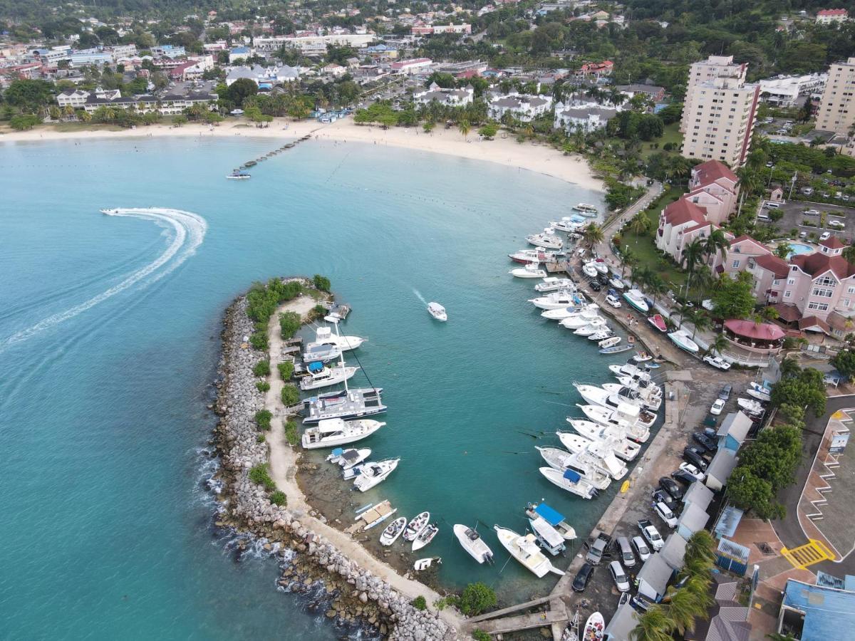 Ocho Rios Sandcastles A19 Apartment Exterior photo