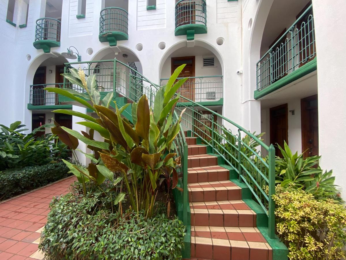 Ocho Rios Sandcastles A19 Apartment Exterior photo